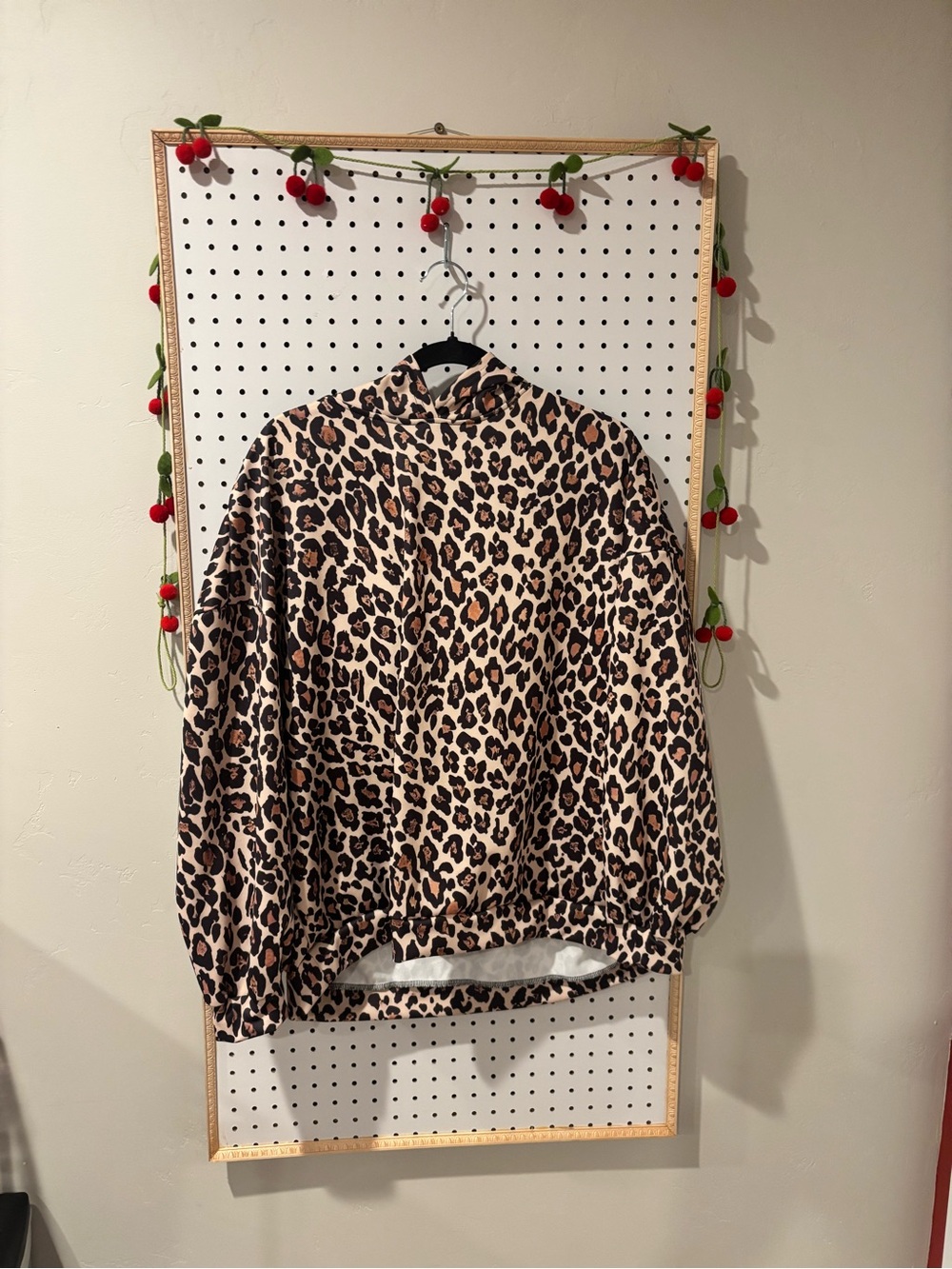 Leopard Print Pullover Hoodie - Beige & Black